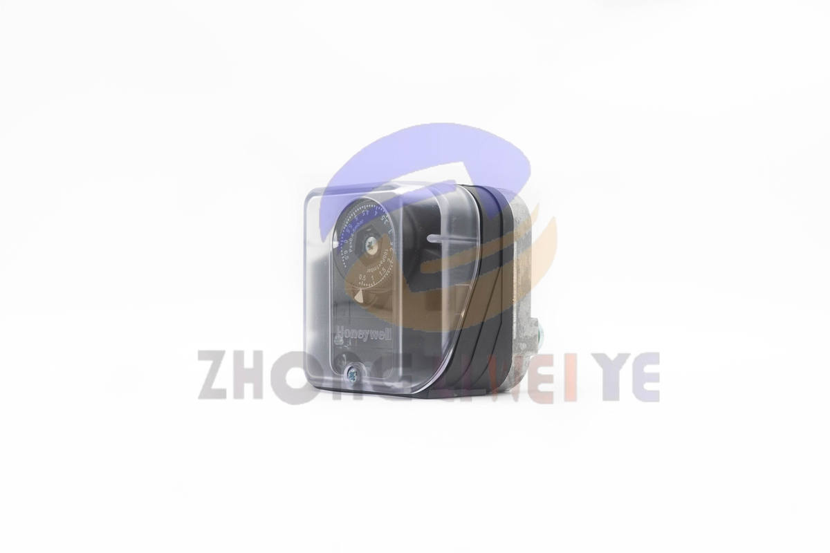 Kromschroder DG6U-3 gas air pressure switch - product photo